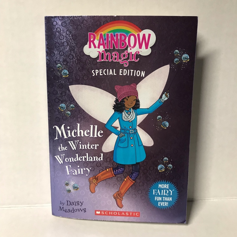 🌸$4🌸 Michelle the Winter Wonderland Fairy - Rainbow magic Special Edition book